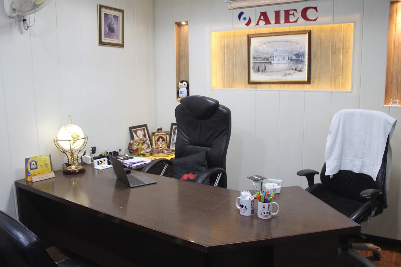 AIEC - Arora\'s Immigration & Educational Consultancy