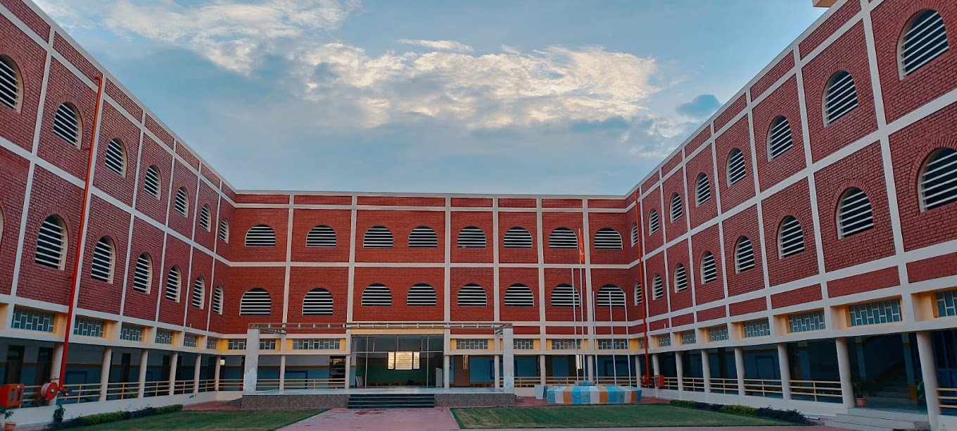 Amatir Kanya Gurukul