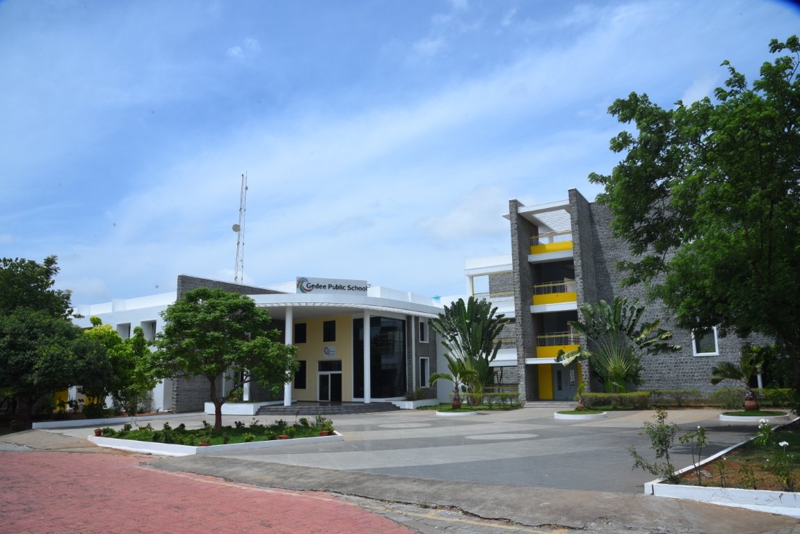Gedee Public School