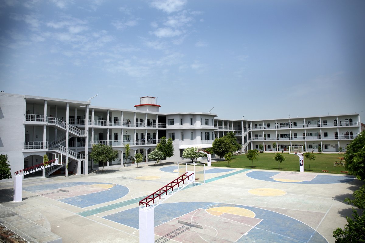 La Foundation School