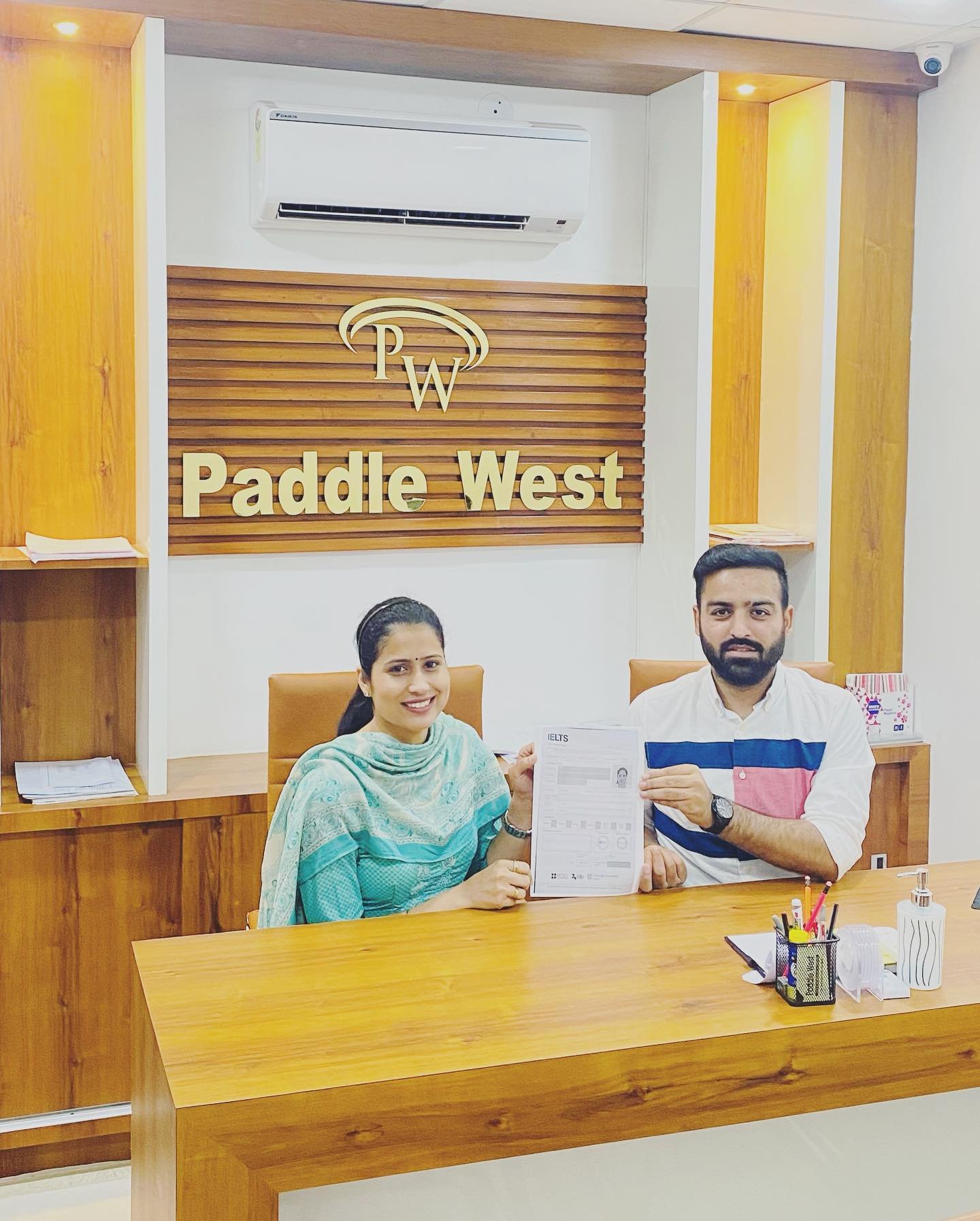 Paddle West