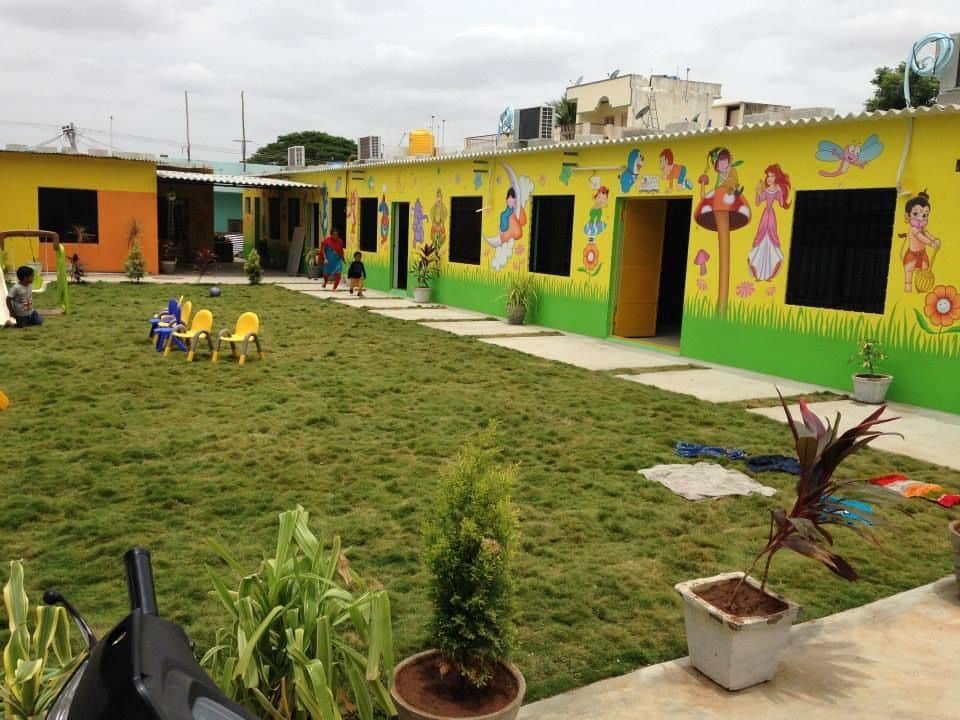 R Kids Play School