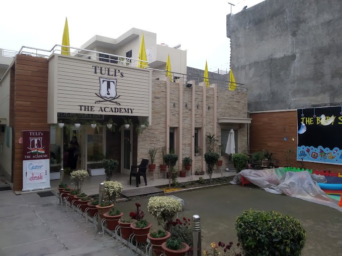 Tuli\'s The Kindergarten