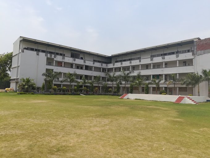 Yadu Public School