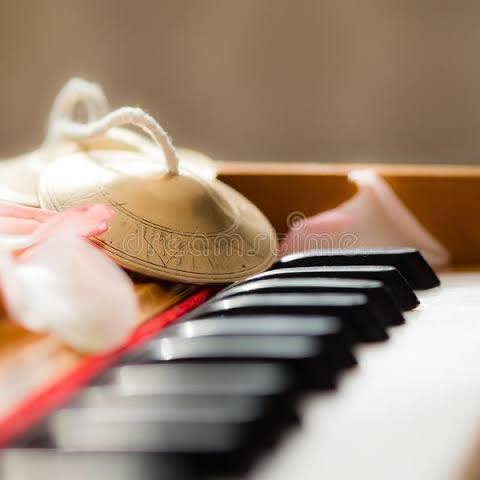 Harjas music academy logo